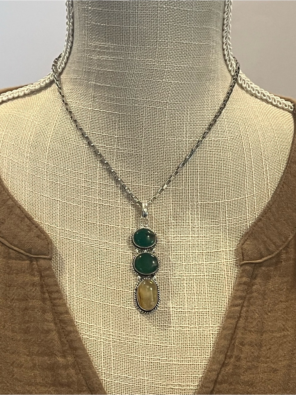 Sterling Silver Triple-Stone Pendant Necklace in Green and Yellow